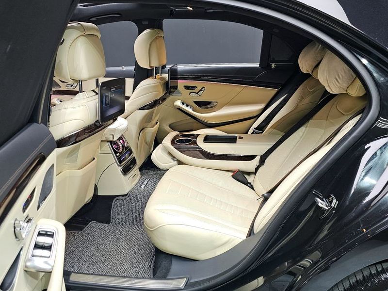 2019 Mercedes-Benz S-Class S560L 4MATIC photo 26