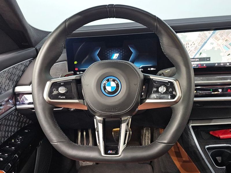 2023 BMW i7 xDrive 60 M sport photo 13