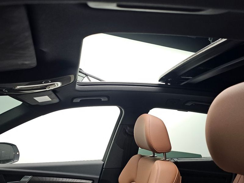 2023 Audi Q5 45 TFSI Quattro Premium photo 18