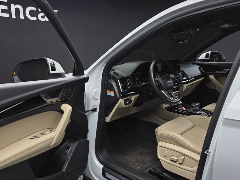 2021 Audi Q5 40 TDI Quattro Premium photo 10