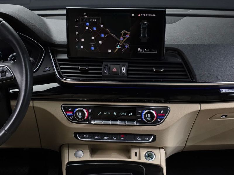 2021 Audi Q5 40 TDI Quattro Premium photo 12