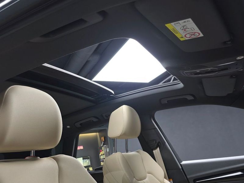 2021 Audi Q5 40 TDI Quattro Premium photo 15