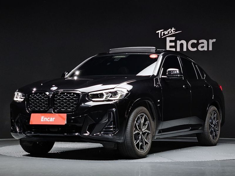 2023 BMW X4 xDrive20i M Sport photo 1