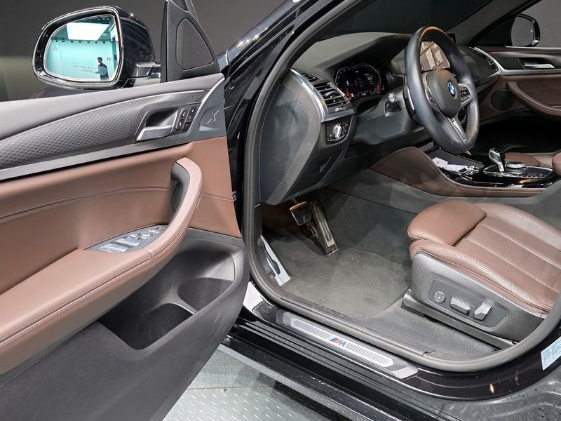 2023 BMW X4 xDrive20i M Sport photo 11