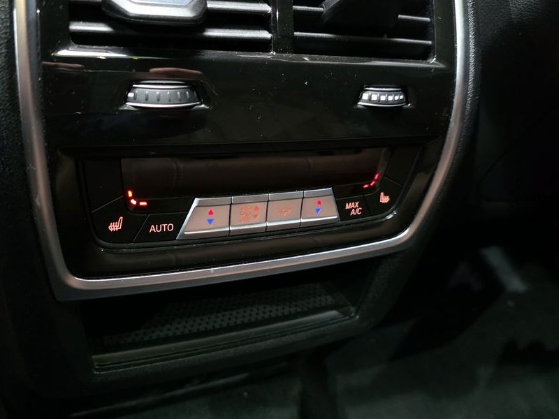 2022 BMW X6 xDrive40i M Sport photo 17