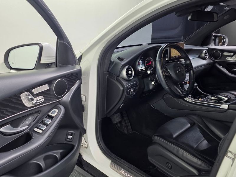 2019 Mercedes-Benz C-Class GCL300 4MATIC Coupe photo 10