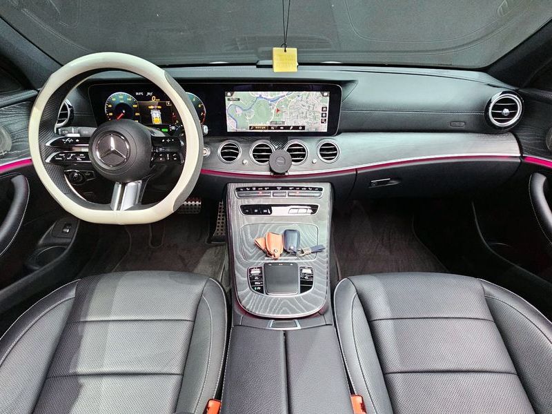 2022 Mercedes-Benz E-Class E350 4MATIC AMG Line photo 7