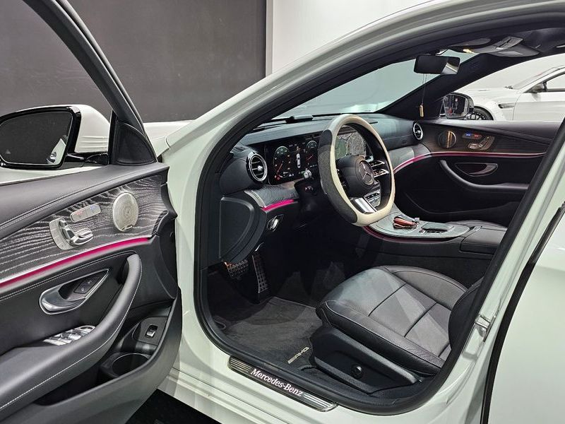 2022 Mercedes-Benz E-Class E350 4MATIC AMG Line photo 10