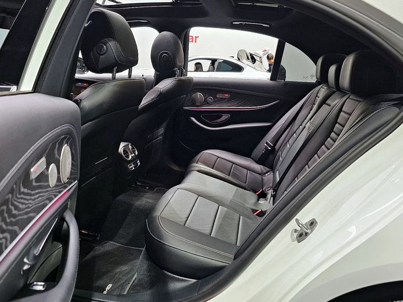 2022 Mercedes-Benz E-Class E350 4MATIC AMG Line photo 11