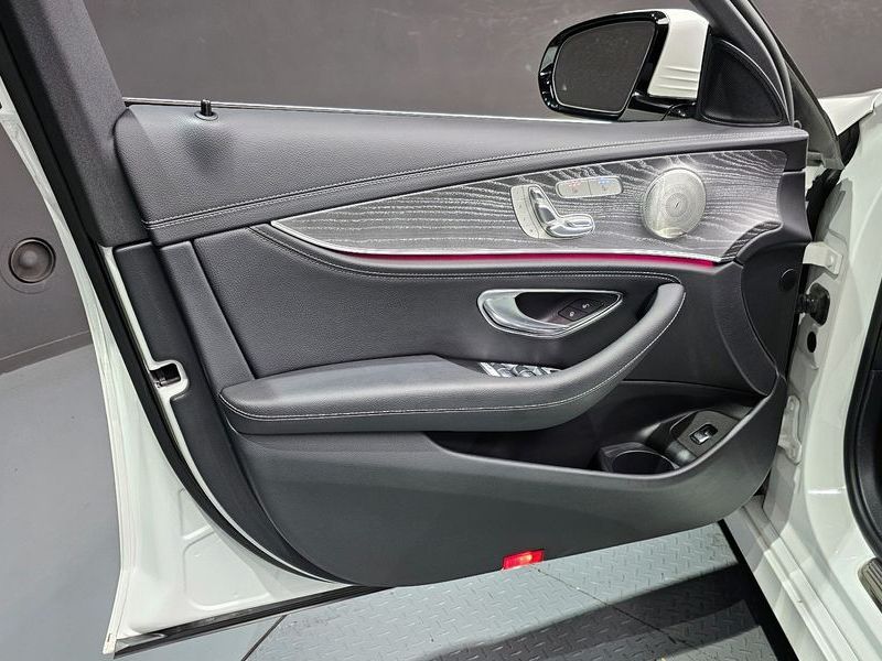 2022 Mercedes-Benz E-Class E350 4MATIC AMG Line photo 24