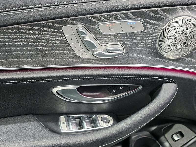 2022 Mercedes-Benz E-Class E350 4MATIC AMG Line photo 27