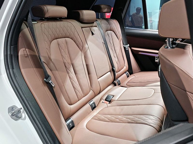 2024 BMW X5 xDrive 40i M Sport photo 12