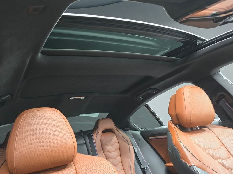 2025 BMW 8 Series M850i xDrive Gran Coupe photo 19