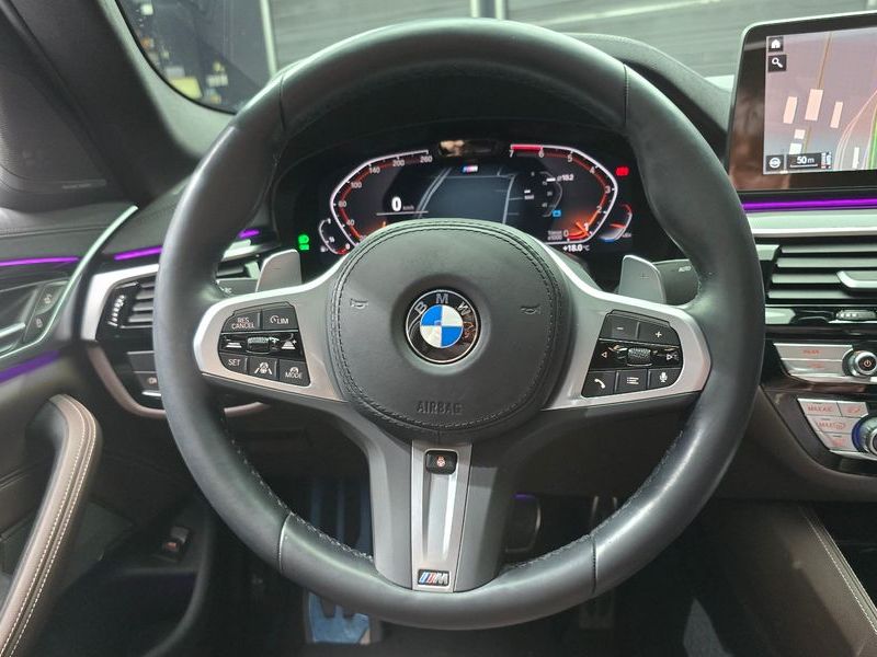 2022 BMW 5 Series 530i xDrive M Sport Package photo 14