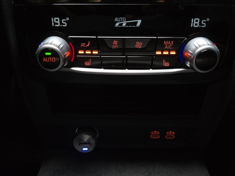 2022 BMW 5 Series 530i xDrive M Sport Package photo 18