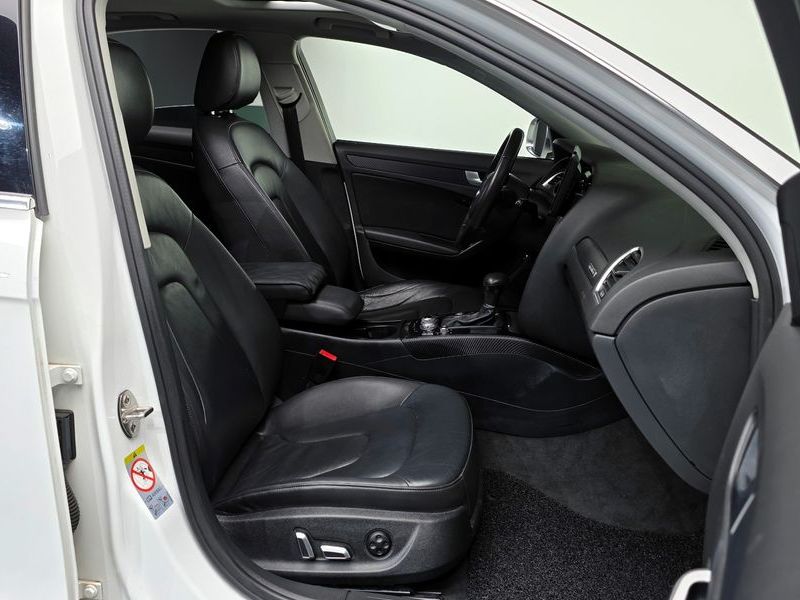 2015 Audi A4 35 TDI Quattro Dynamic B8 photo 10