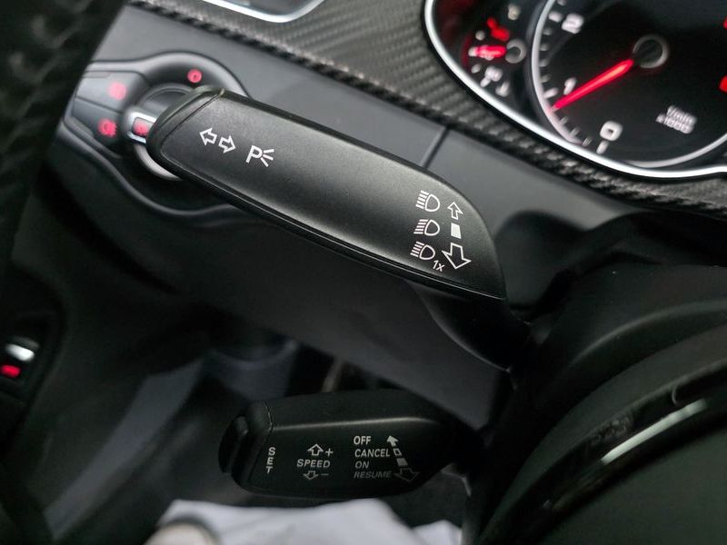 2015 Audi A4 35 TDI Quattro Dynamic B8 photo 19