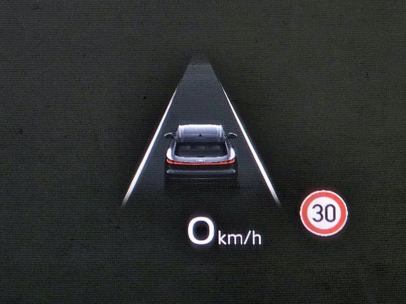 2025 Audi Q5 40 TDI Quattro S Line Black Edition photo 17