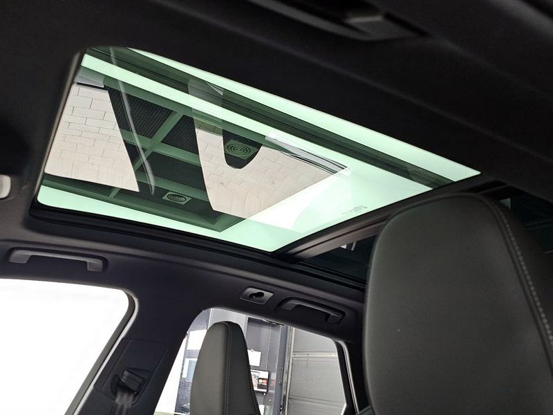 2025 Audi Q5 40 TDI Quattro S Line Black Edition photo 19