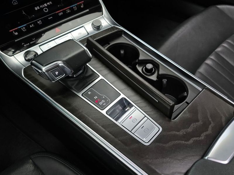 2023 Audi A6 40 TDI Premium photo 9