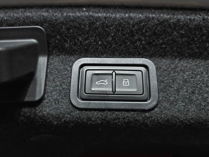 2023 Audi A6 40 TDI Premium photo 20