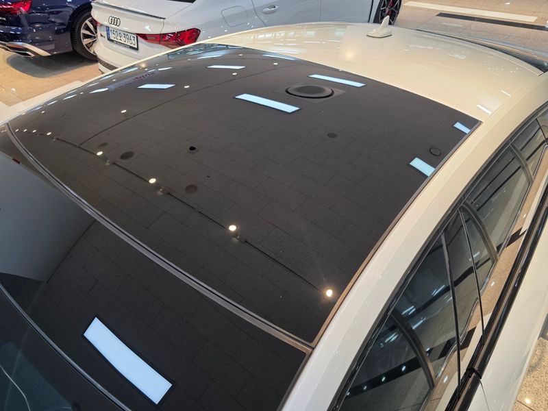 2025 Audi A7 55 TFSI e Quattro Premium photo 19