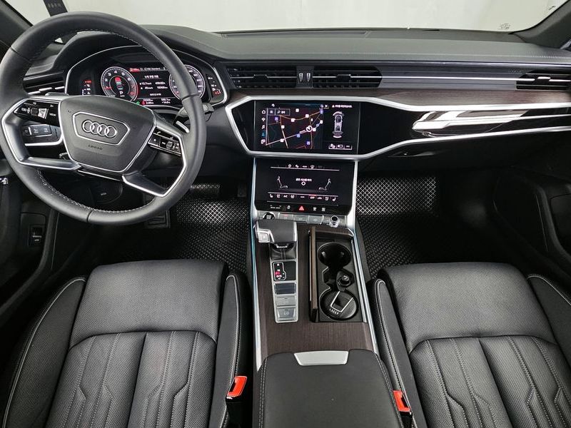2025 Audi A6 45 TFSI Premium photo 7