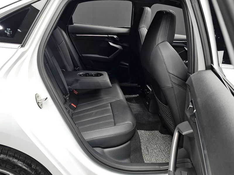 2025 Audi A3 40 TFSI Premium photo 12