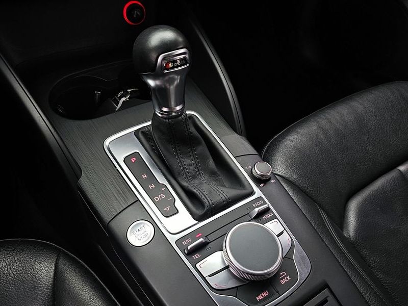 2015 Audi A3 35 TDI Dynamic 8V photo 9