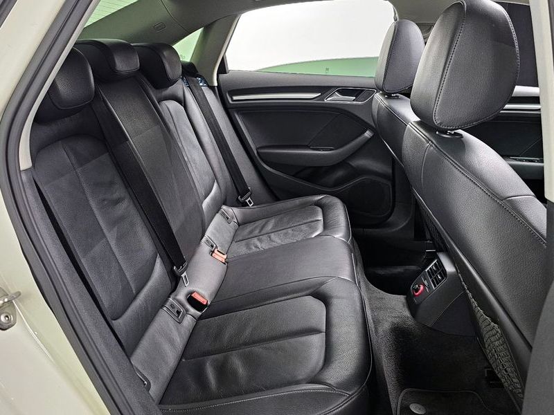 2015 Audi A3 35 TDI Dynamic 8V photo 12