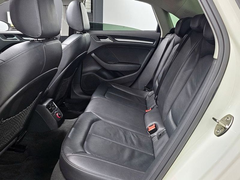 2015 Audi A3 35 TDI Dynamic 8V photo 13