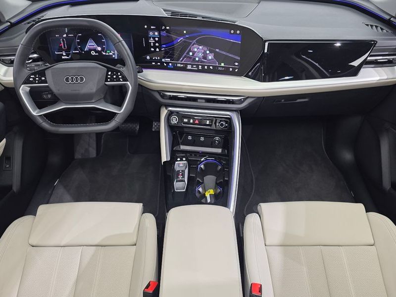 2025 Audi Q5 40 TFSI Quiattro Advanced photo 7