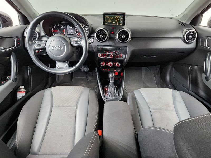 2015 Audi A1 30 TDI Sport photo 7