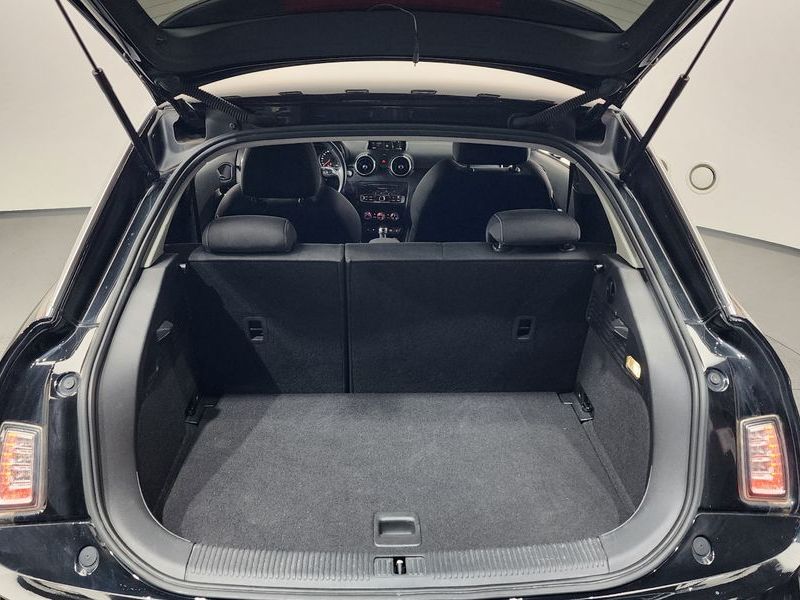 2015 Audi A1 30 TDI Sport photo 20