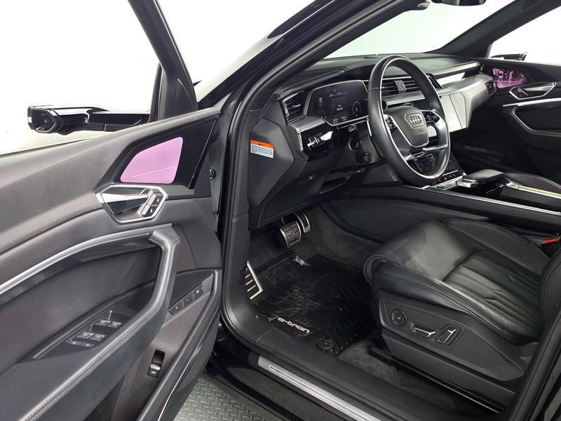 2023 Audi e-tron 55 Quattro photo 10