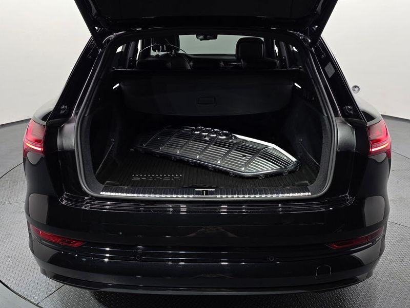 2023 Audi e-tron 55 Quattro photo 20