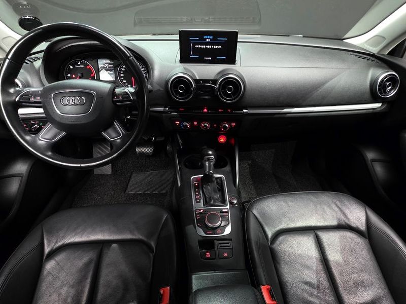 2015 Audi A3 25 TDI 8V photo 7
