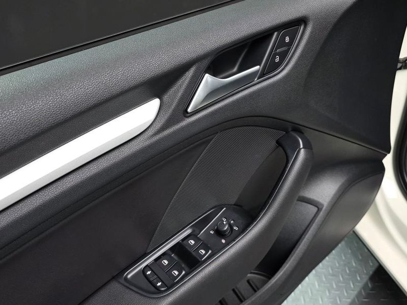 2015 Audi A3 25 TDI 8V photo 15