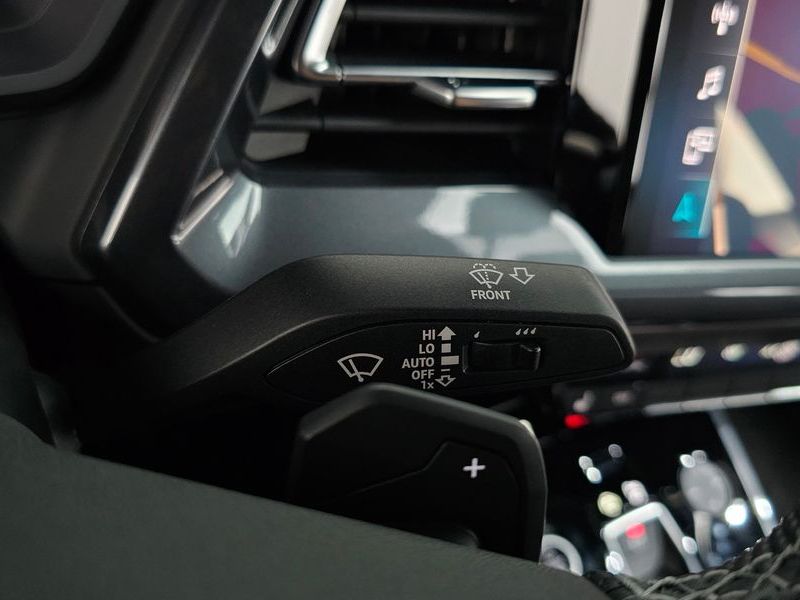2025 Audi e-tron 45 Sportback photo 18