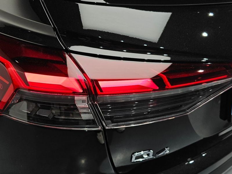 2025 Audi e-tron 45 Sportback photo 23