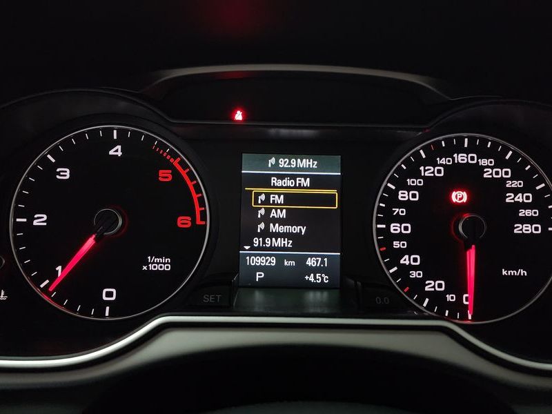 2014 Audi A4 2.0 TDI Quattro Dynamic B8 photo 8