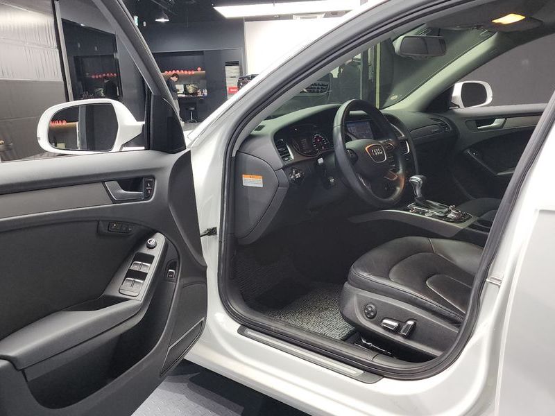 2014 Audi A4 2.0 TDI Quattro Dynamic B8 photo 10