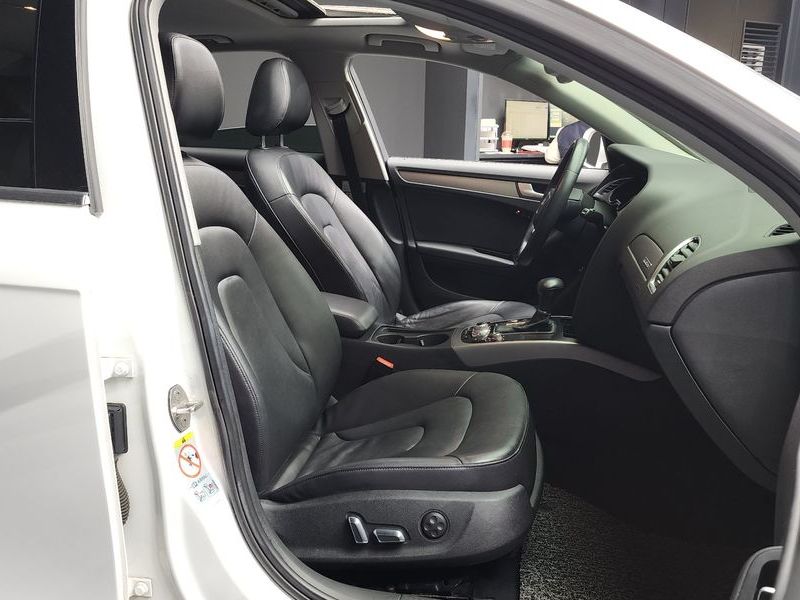 2014 Audi A4 2.0 TDI Quattro Dynamic B8 photo 11