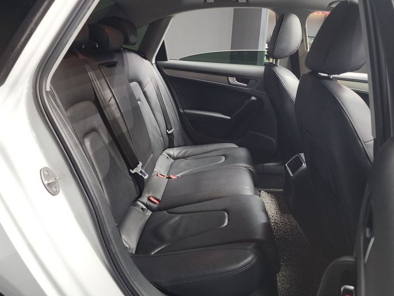 2014 Audi A4 2.0 TDI Quattro Dynamic B8 photo 12