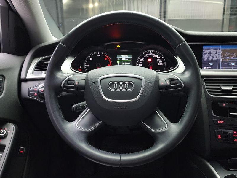 2014 Audi A4 2.0 TDI Quattro Dynamic B8 photo 13