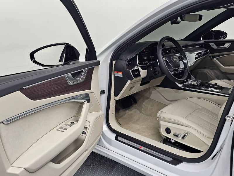 2025 Audi A6 45 TFSI Premium photo 10