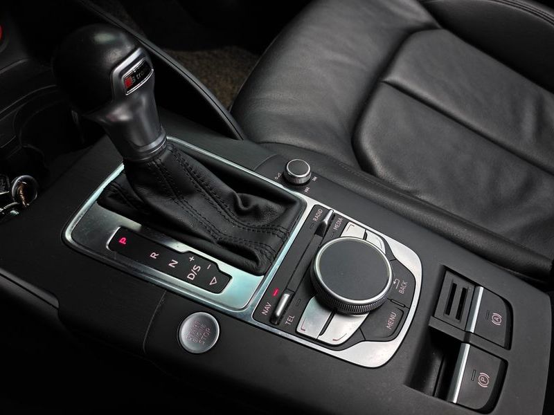 2015 Audi A3 35 TDI Dynamic 8V photo 9