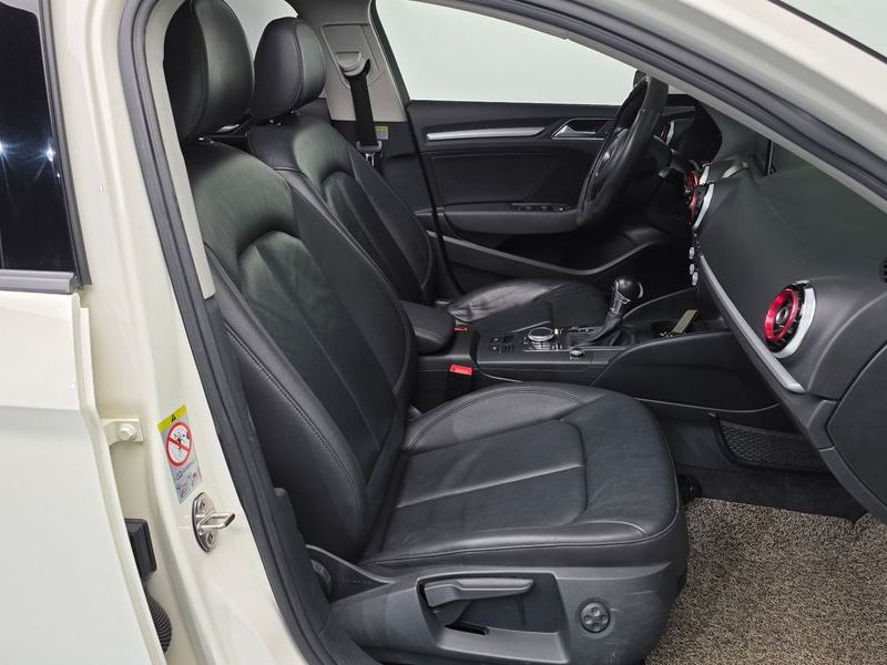 2015 Audi A3 35 TDI Dynamic 8V photo 11