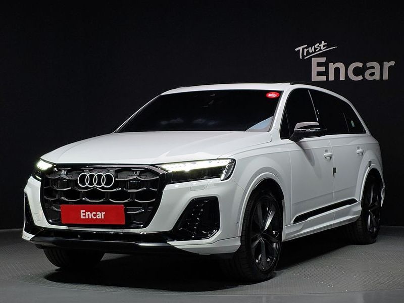 2025 Audi Q7 55 TFSI Quattro Premium photo 1