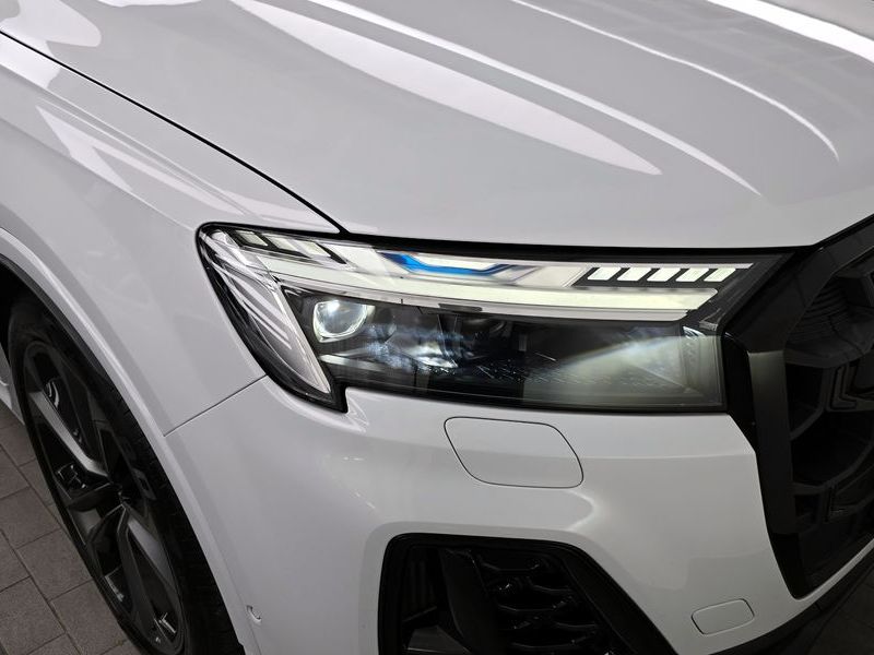 2025 Audi Q7 55 TFSI Quattro Premium photo 22